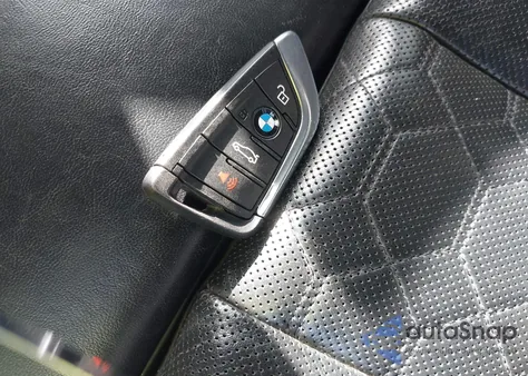 2020 BMW X3 from USA, damaged, VIN 5YMTS0C01L9B14697